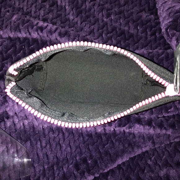 M•A•C Cosmetics Bag - Picture 3 of 4